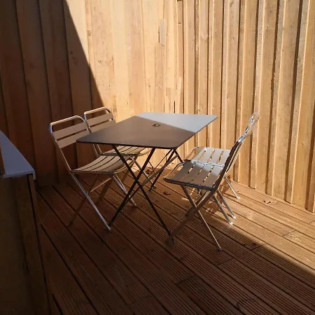 Apartment Studio En Plein Centre A 8 Minutes De L'ocean *